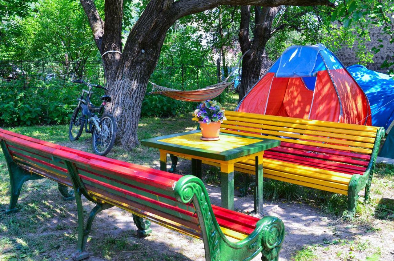 Camp'In Goris Hotel Kültér fotó